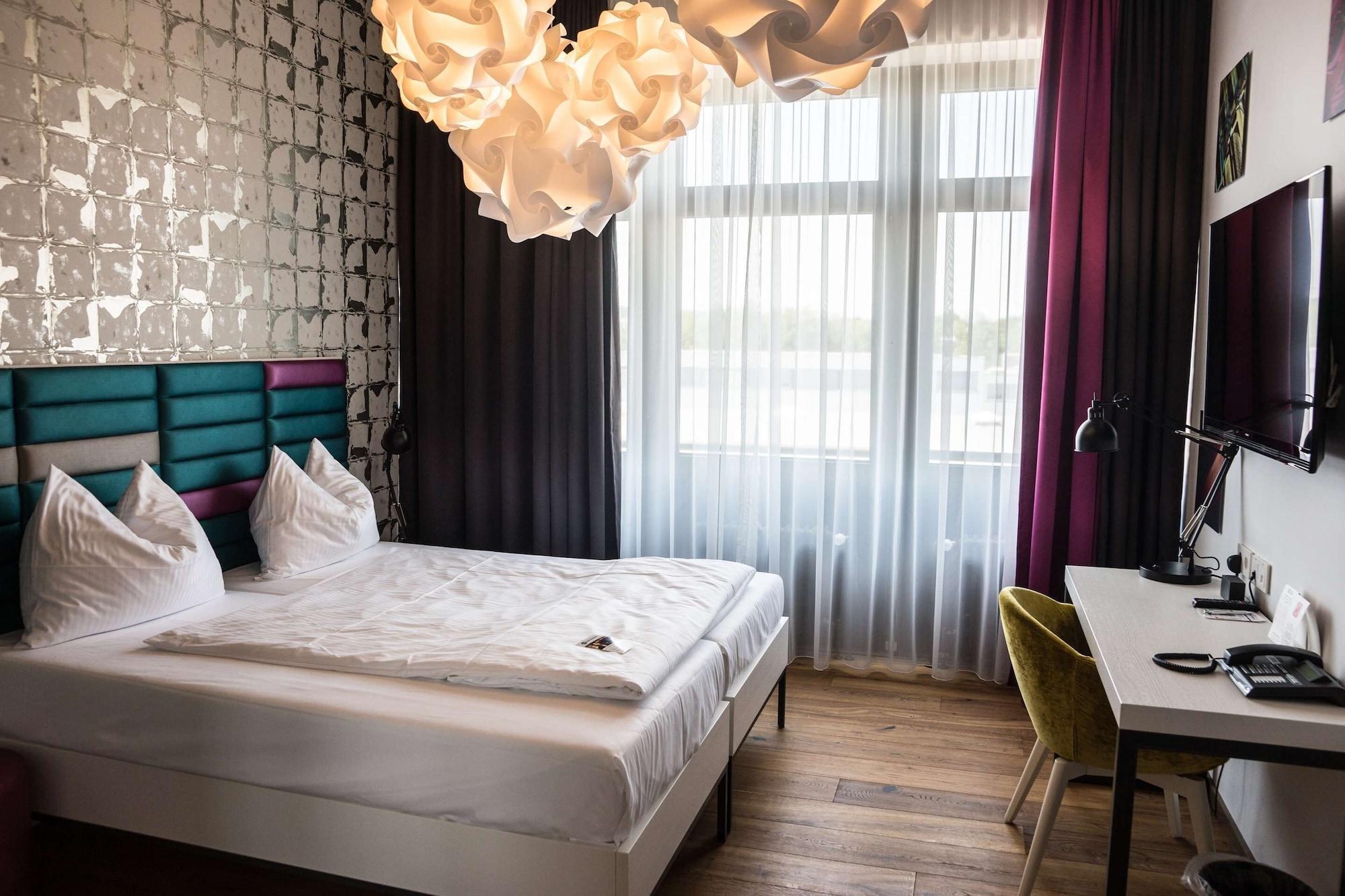 Best Western Loftstyle Hotel Stuttgart-Zuffenhausen المظهر الخارجي الصورة